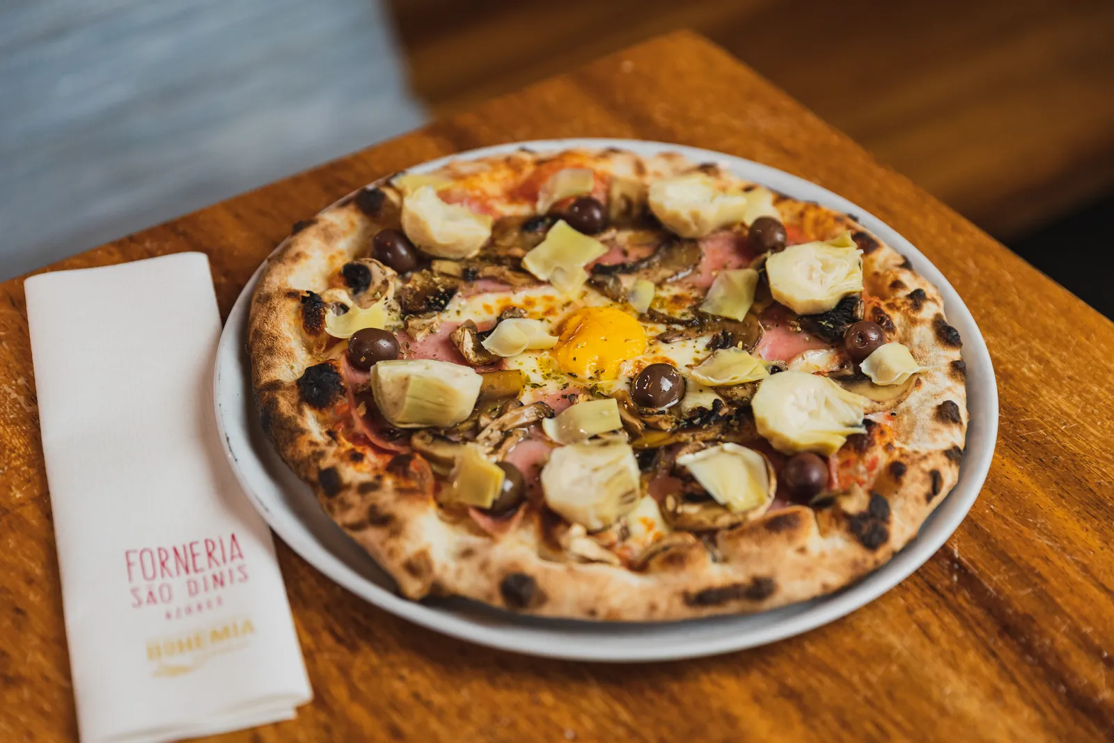 Pizza Capriciosa artesanal